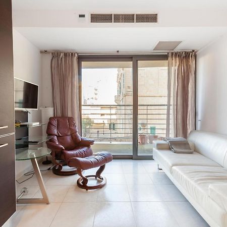 Stj - St Julian'S 1 Bedroom Prime Location Saint Julian's Εξωτερικό φωτογραφία