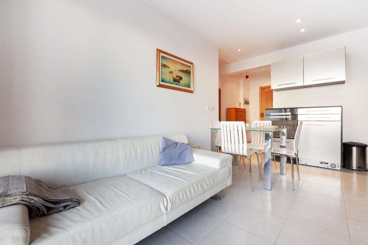 Stj - St Julian'S 1 Bedroom Prime Location Saint Julian's Εξωτερικό φωτογραφία